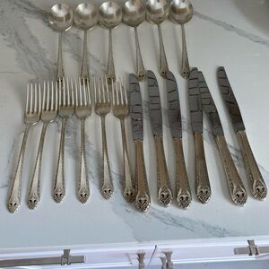 Antique Elegant Silver Cutlery Set from Holmes & Edwards